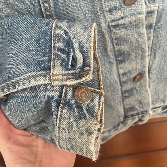 💙Vintage Levi Strauss& Co .Jean Jacket , Size Large Tall original rivited - Picture 5 of 10